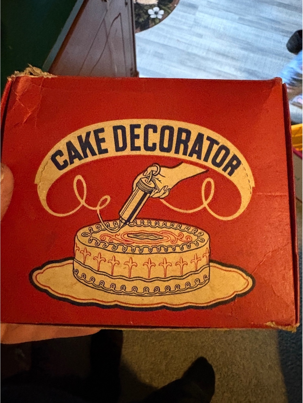 NOS Vintage 1950s Cake Decorator ! O.g. Box 6 Tips Syringe